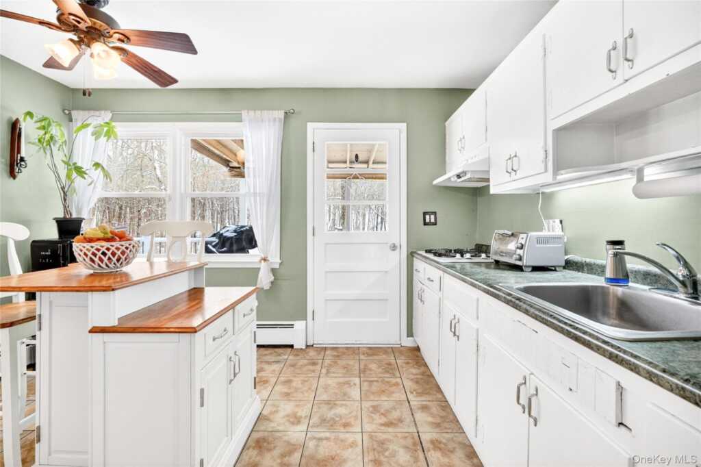 125 Cedar Flats Road, Stony Point, NY 10980 - Photo 12 of 48