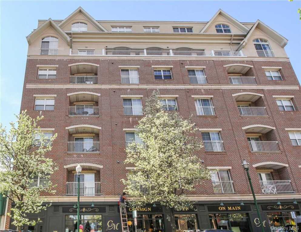 543 Main Street, Unit #211, New Rochelle, NY 10801