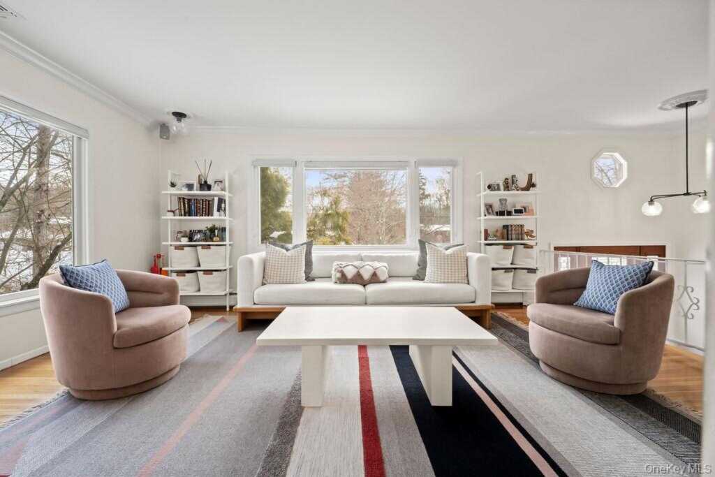 10 Cottage Lane, Suffern, NY 10901 - Photo 7 of 38