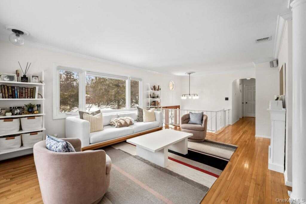 10 Cottage Lane, Suffern, NY 10901 - Photo 8 of 38