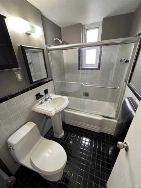 220 Pelham Road, Unit #5C, New Rochelle, NY 10805 - Photo 13 of 31