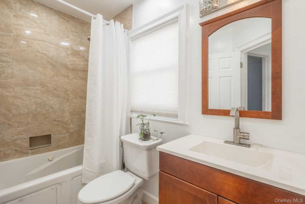 50 Acorn Terrace, New Rochelle, NY 10801 - Photo 23 of 27