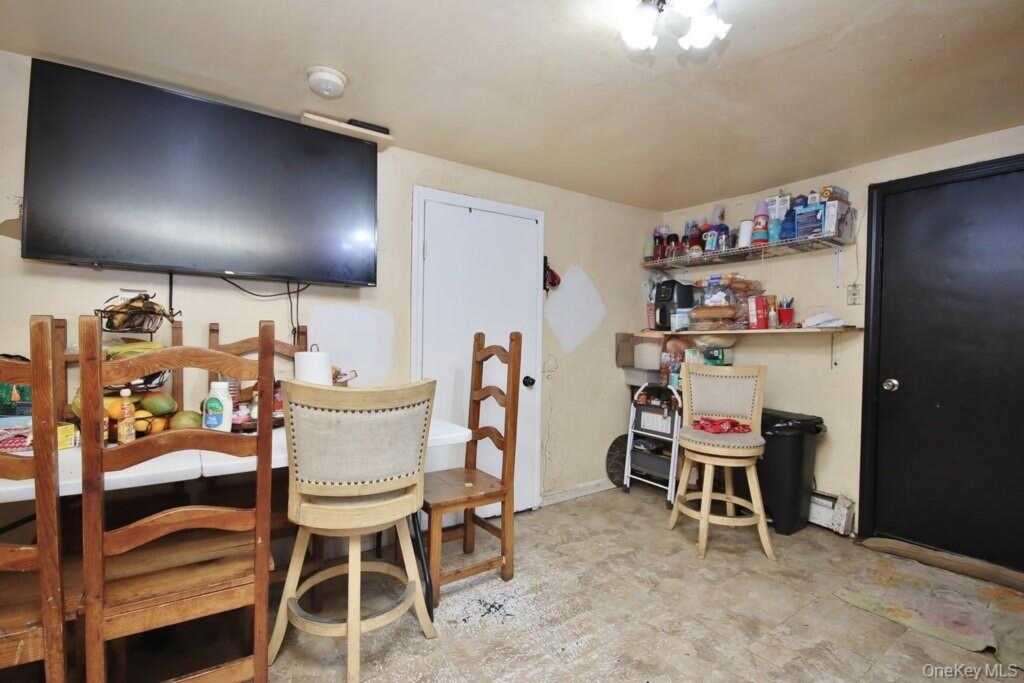 5 Highland Avenue, Suffern, NY 10901 - Photo 16 of 30