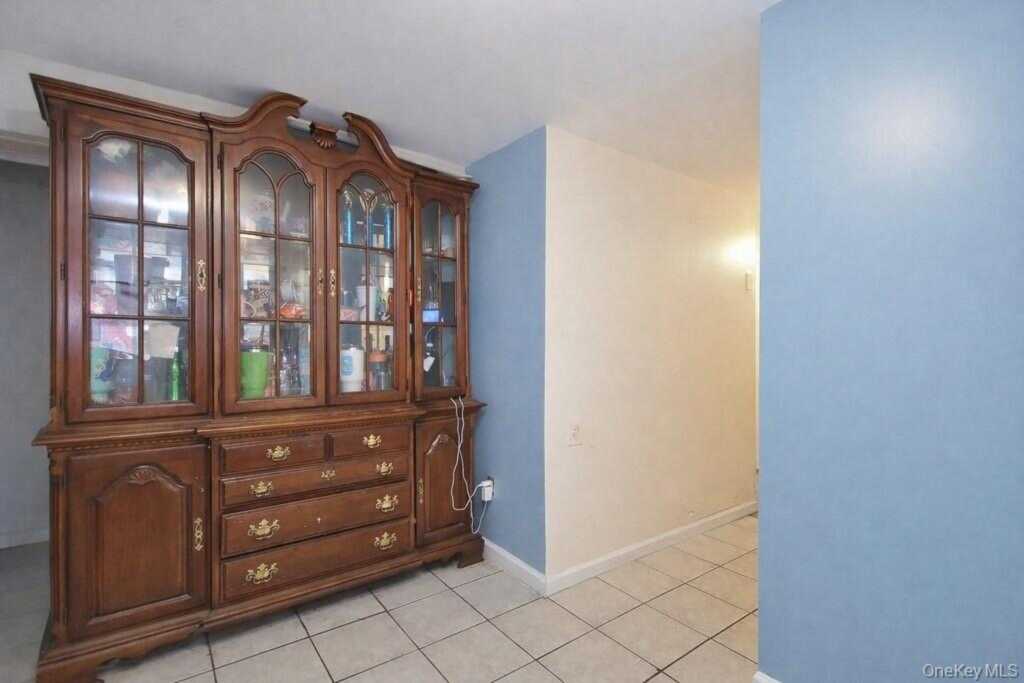 5 Highland Avenue, Suffern, NY 10901 - Photo 18 of 30