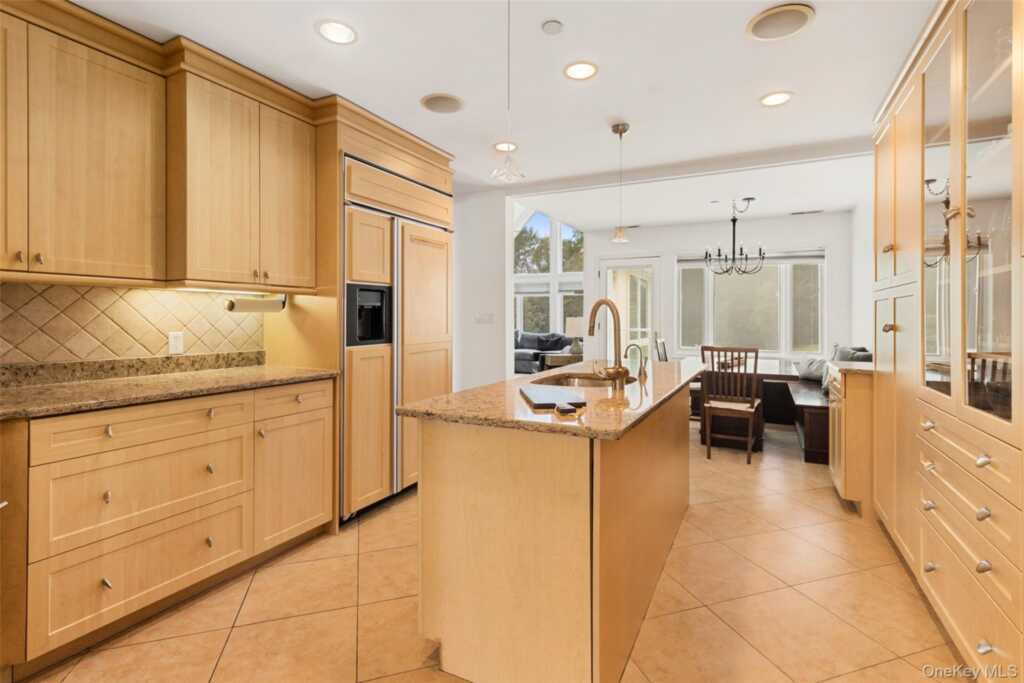 33 Hillandale Road, Rye, NY 10573 - Photo 11 of 31