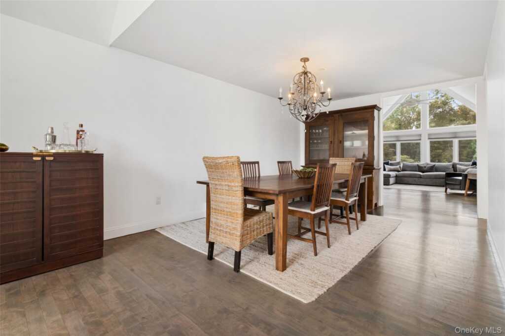 33 Hillandale Road, Rye, NY 10573 - Photo 8 of 31