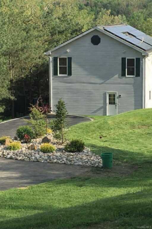 15 Central Highway, New City, NY 10956 - Photo 2 of 43