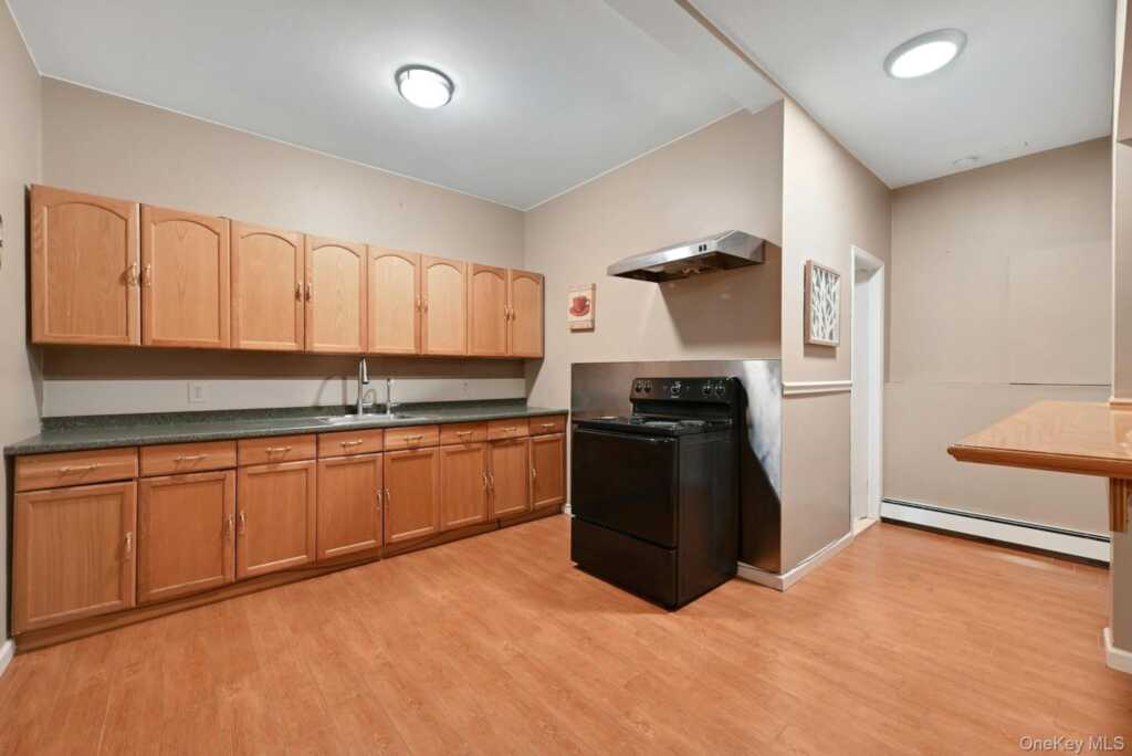 15 Central Highway, New City, NY 10956 - Photo 34 of 43