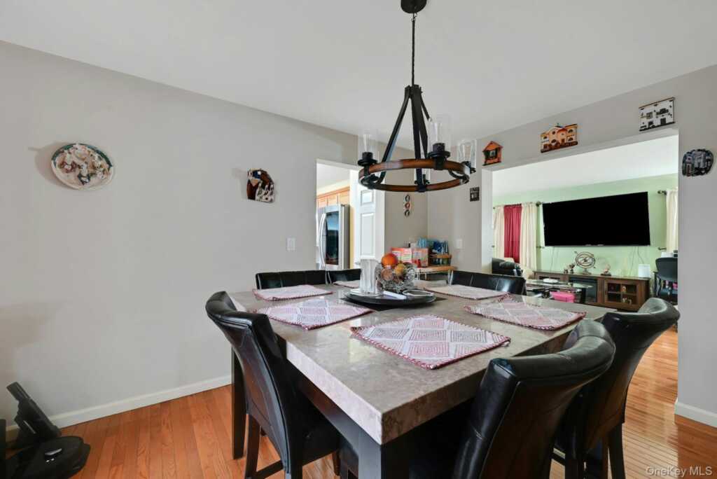 15 Central Highway, New City, NY 10956 - Photo 7 of 43