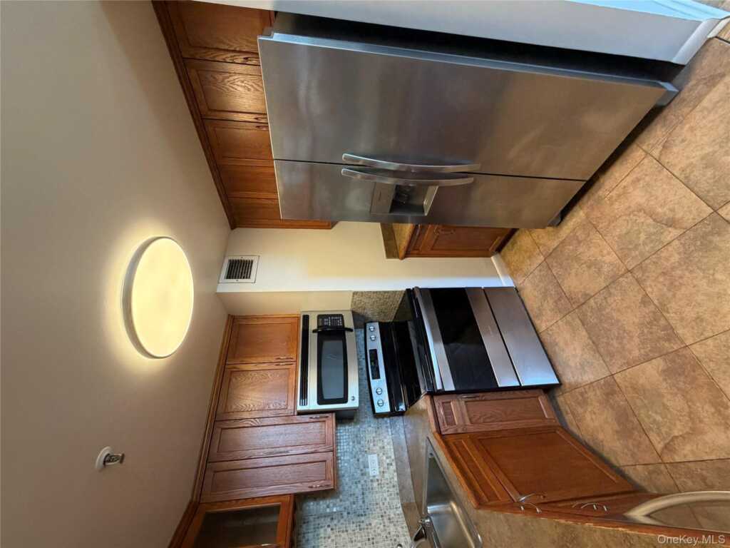 55 McKinley Avenue, Unit #D1-12, White Plains, NY 10606 - Photo 1 of 7