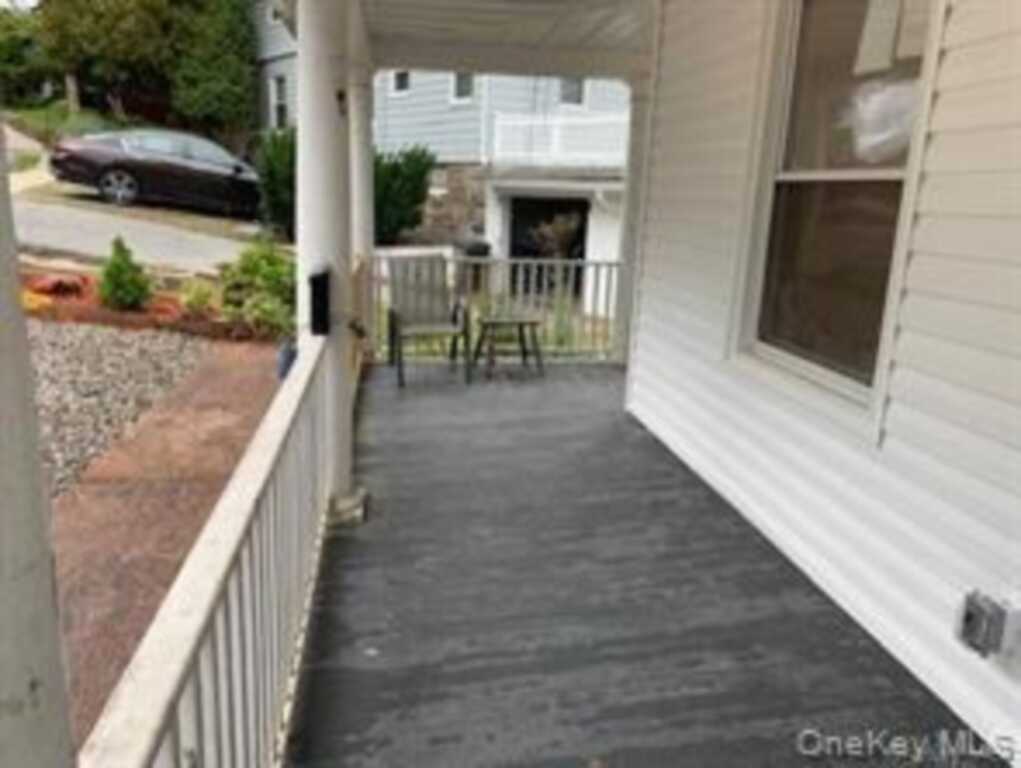 16 Park Avenue, White Plains, NY 10603 - Photo 15 of 23