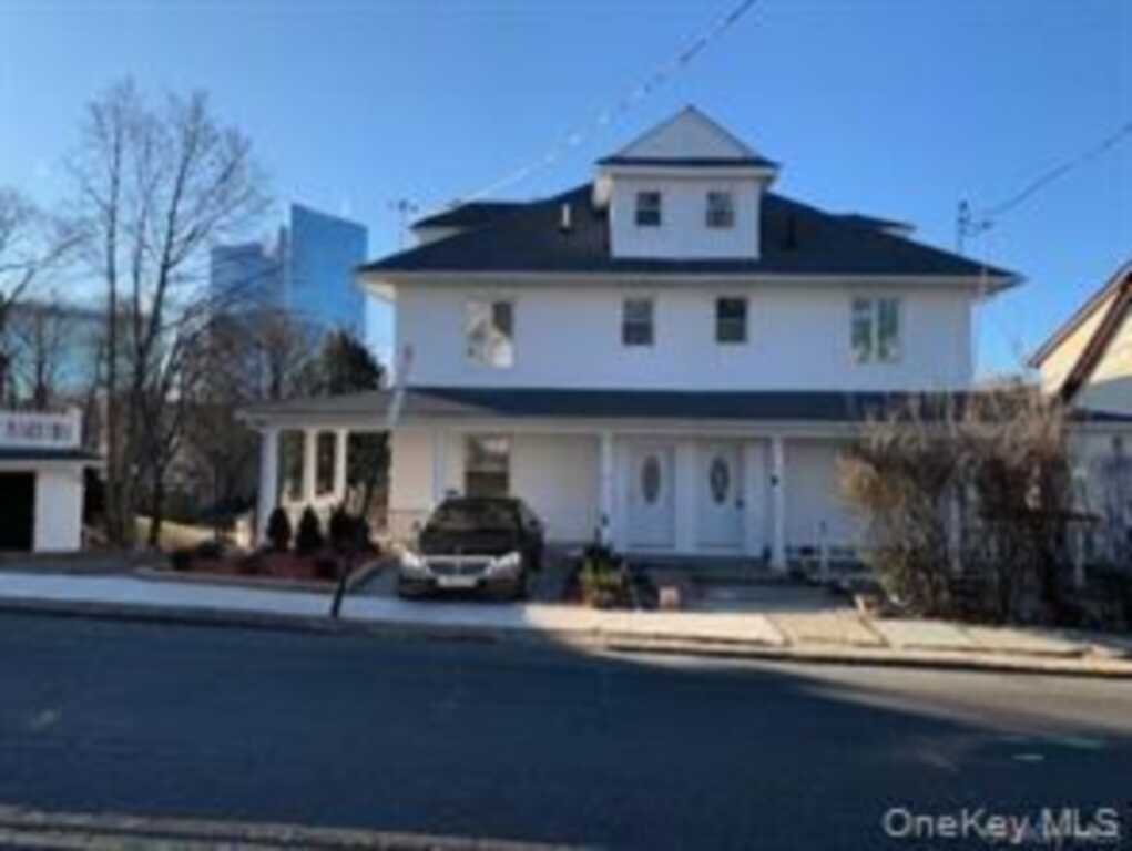 16 Park Avenue, White Plains, NY 10603 - Photo 2 of 23