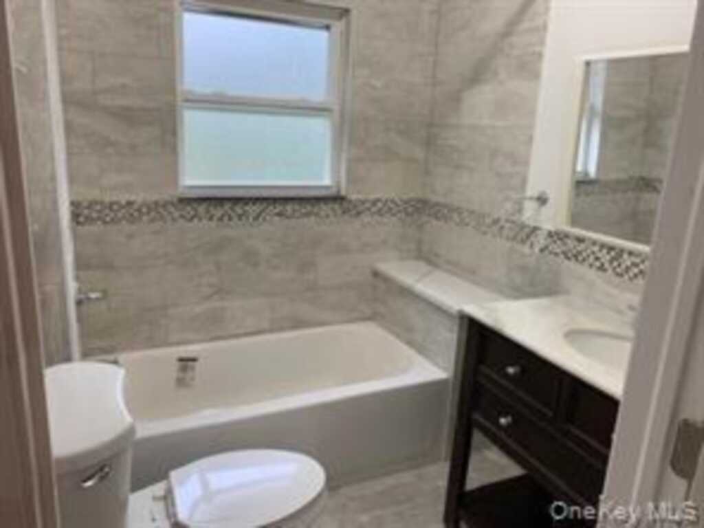 16 Park Avenue, White Plains, NY 10603 - Photo 9 of 23