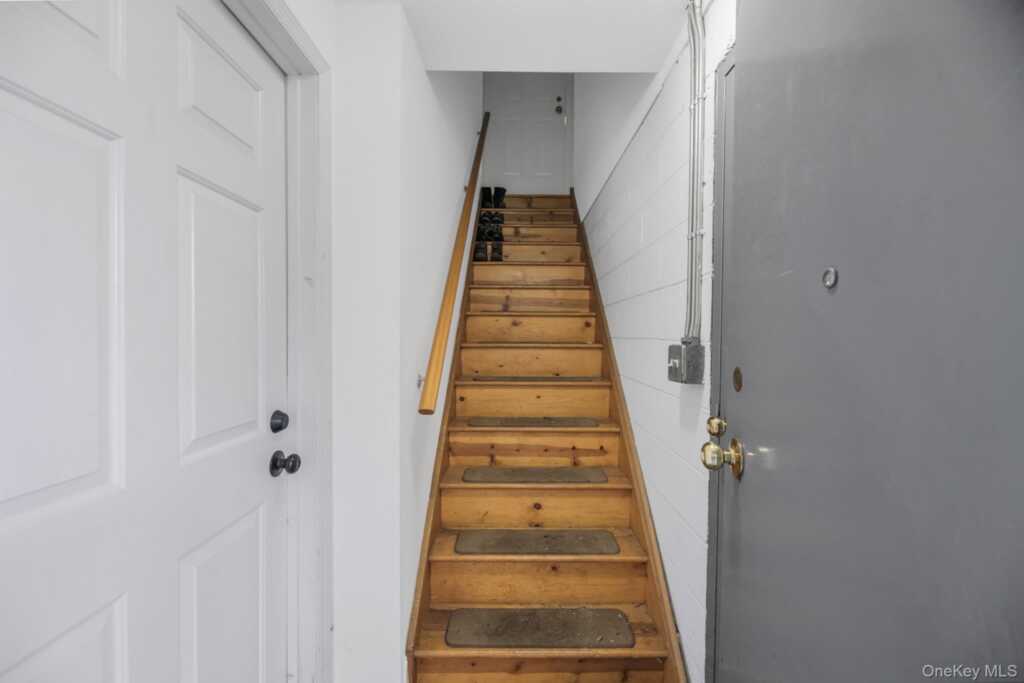 40 Roanoke Avenue, Rye, NY 10573 - Photo 21 of 29