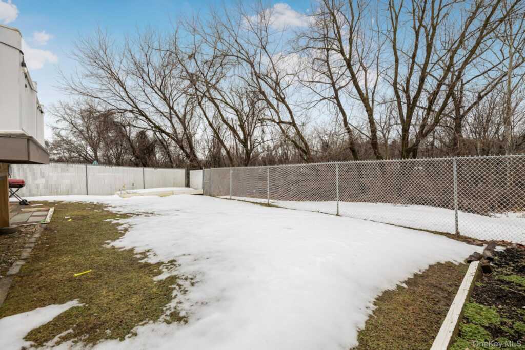 40 Roanoke Avenue, Rye, NY 10573 - Photo 28 of 29