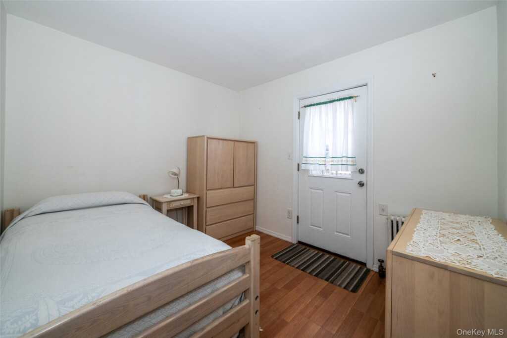 24 5th Avenue, New Rochelle, NY 10801 - Photo 11 of 29