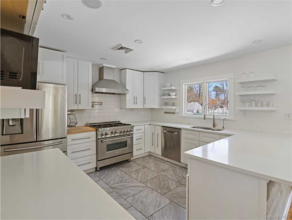 5 Mark Lane, New City, NY 10956 - Photo 11 of 47