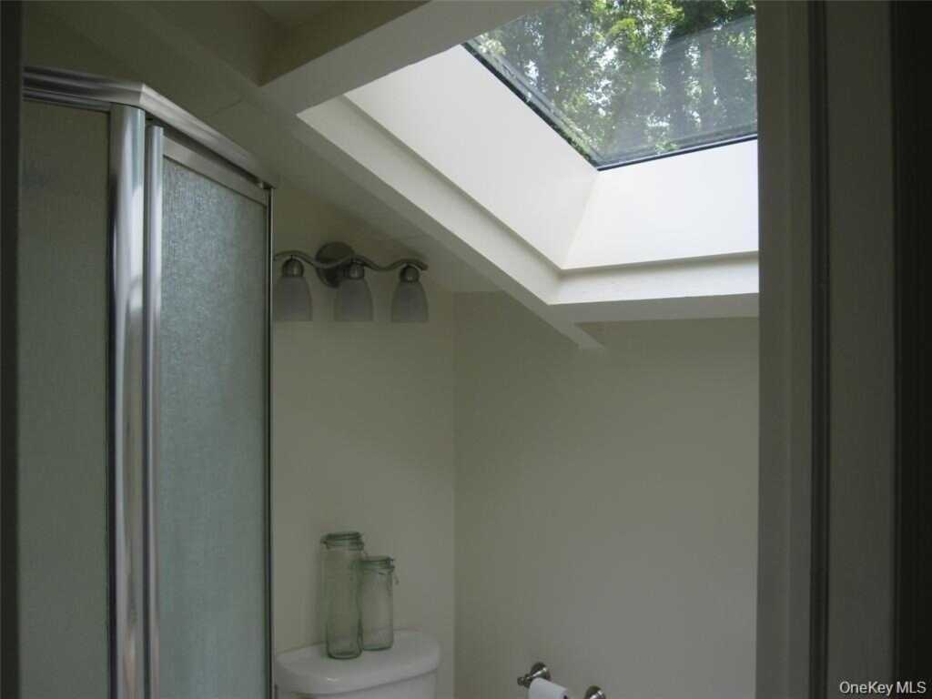 909 Route 9W, Nyack, NY 10960 - Photo 10 of 17