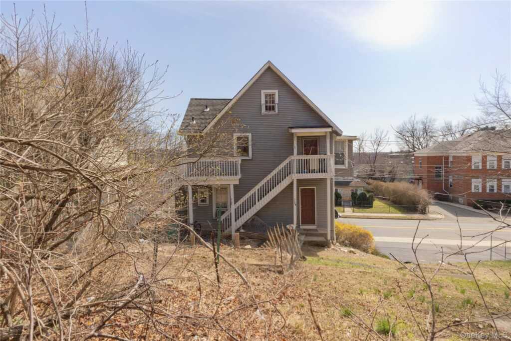 44 Wayne Avenue, Suffern, NY 10901 - Photo 18 of 35