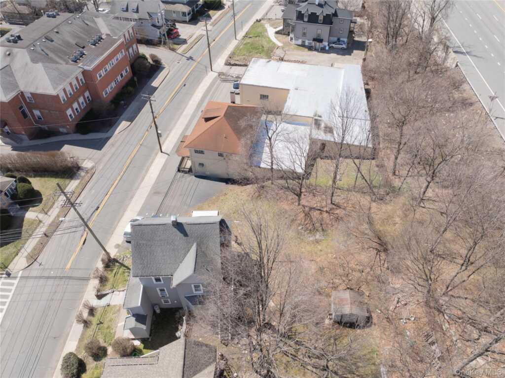 44 Wayne Avenue, Suffern, NY 10901 - Photo 22 of 35