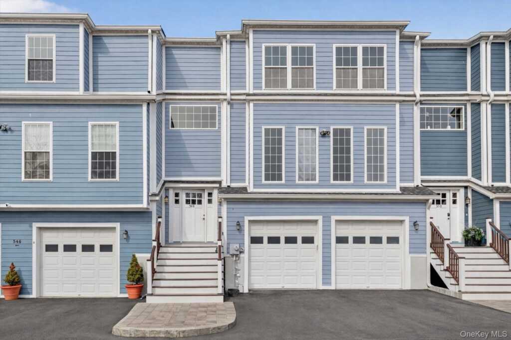 548 Mountainview Avenue, Valley Cottage, NY 10989