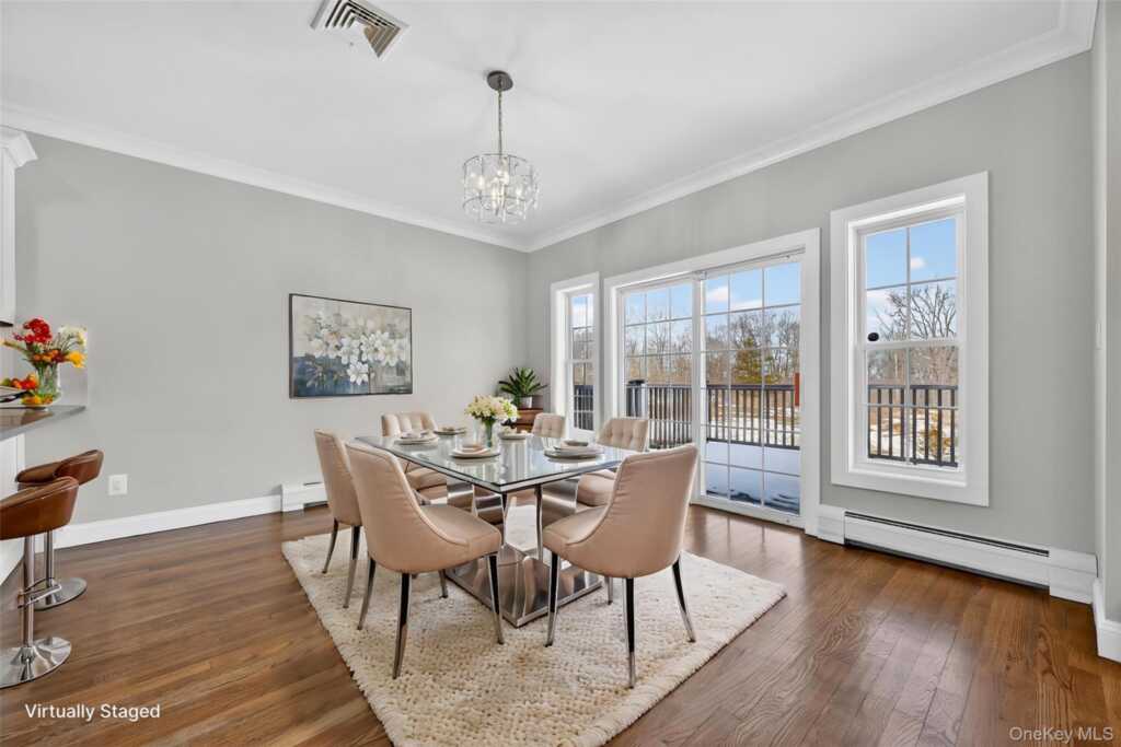 548 Mountainview Avenue, Valley Cottage, NY 10989 - Photo 10 of 44