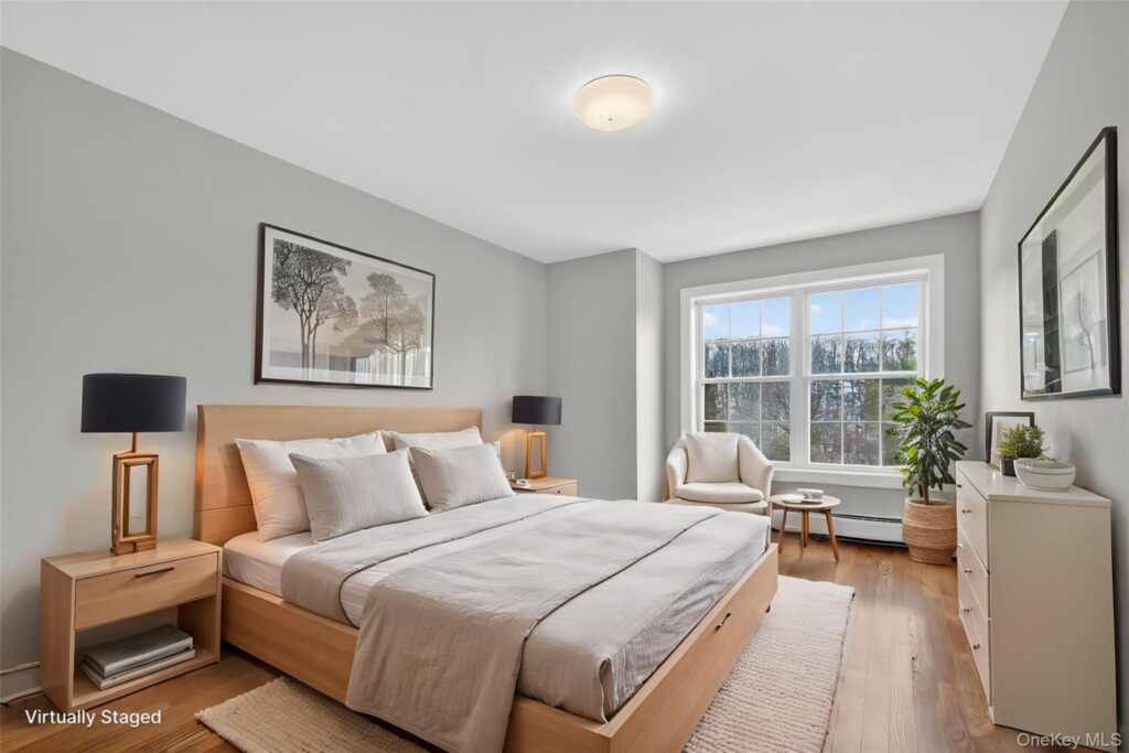 548 Mountainview Avenue, Valley Cottage, NY 10989 - Photo 32 of 44