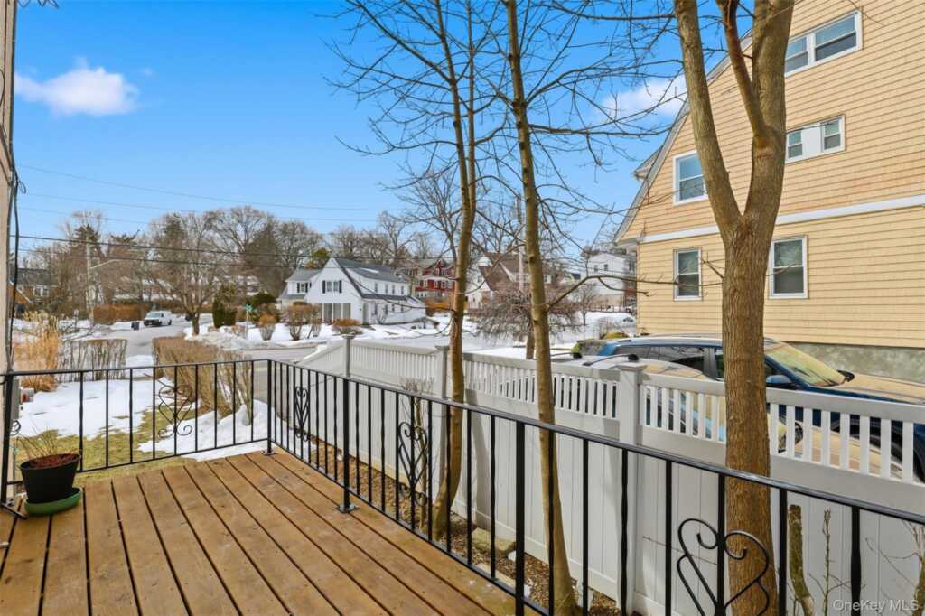 25 Midland Avenue, White Plains, NY 10606 - Photo 22 of 42