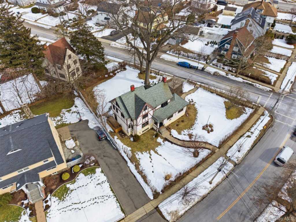 25 Midland Avenue, White Plains, NY 10606 - Photo 28 of 42