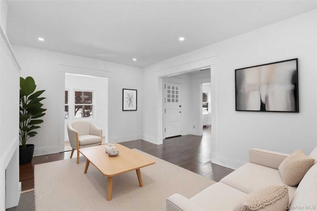 25 Midland Avenue, White Plains, NY 10606 - Photo 3 of 42