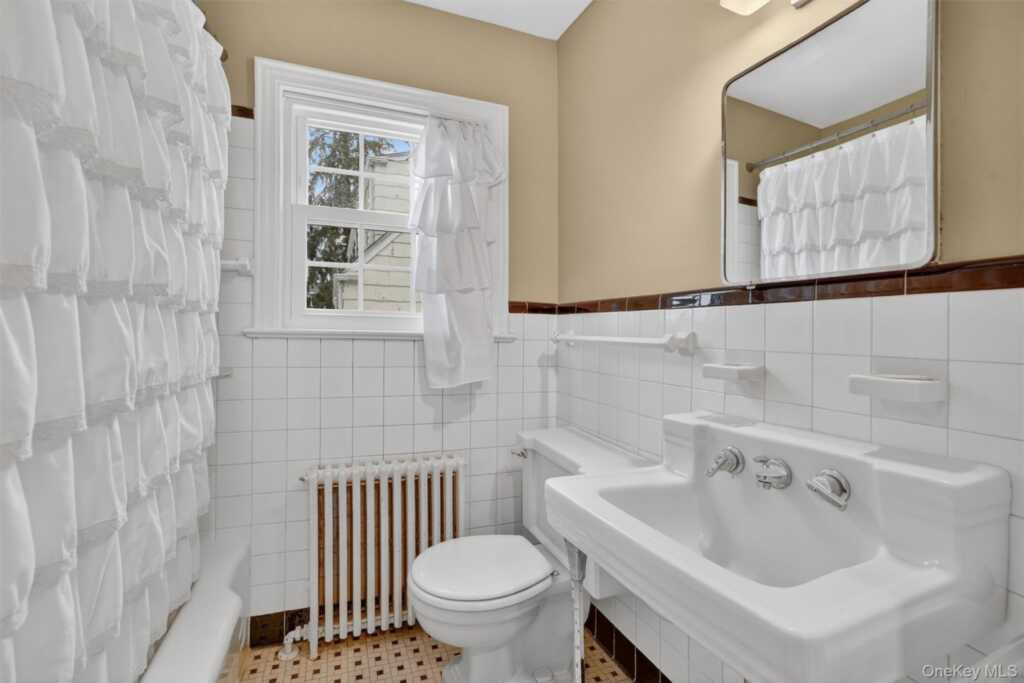 30 Argyle Road, Rye, NY 10573 - Photo 16 of 48