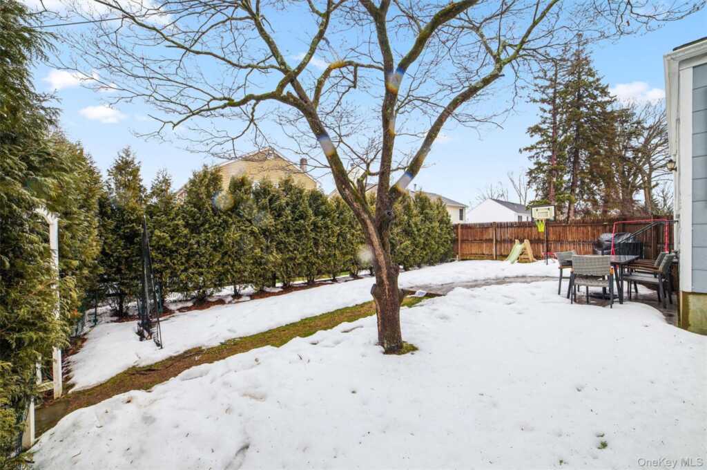 30 Argyle Road, Rye, NY 10573 - Photo 31 of 48