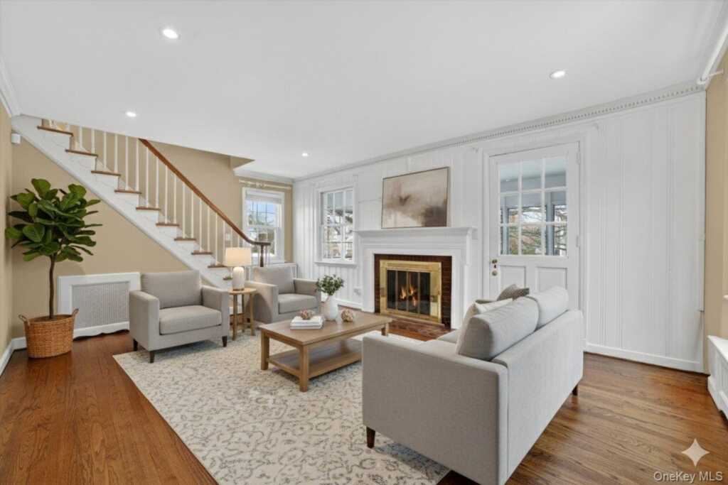 30 Argyle Road, Rye, NY 10573 - Photo 4 of 48