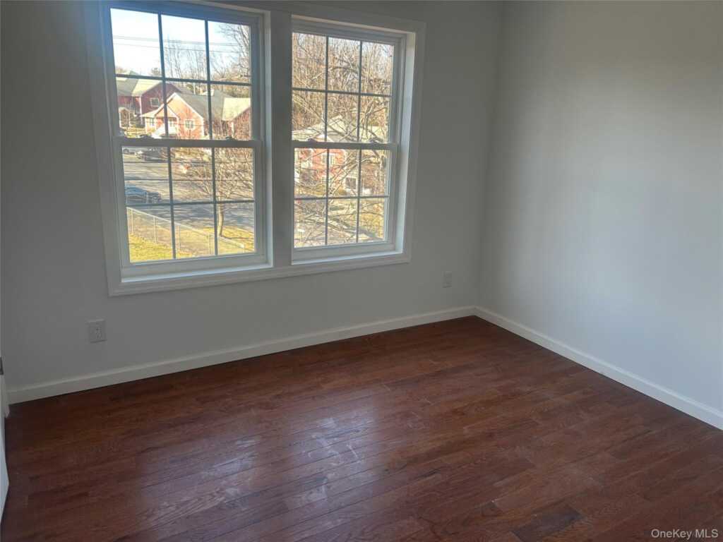 15 Waldron Avenue, Nyack, NY 10960 - Photo 13 of 36