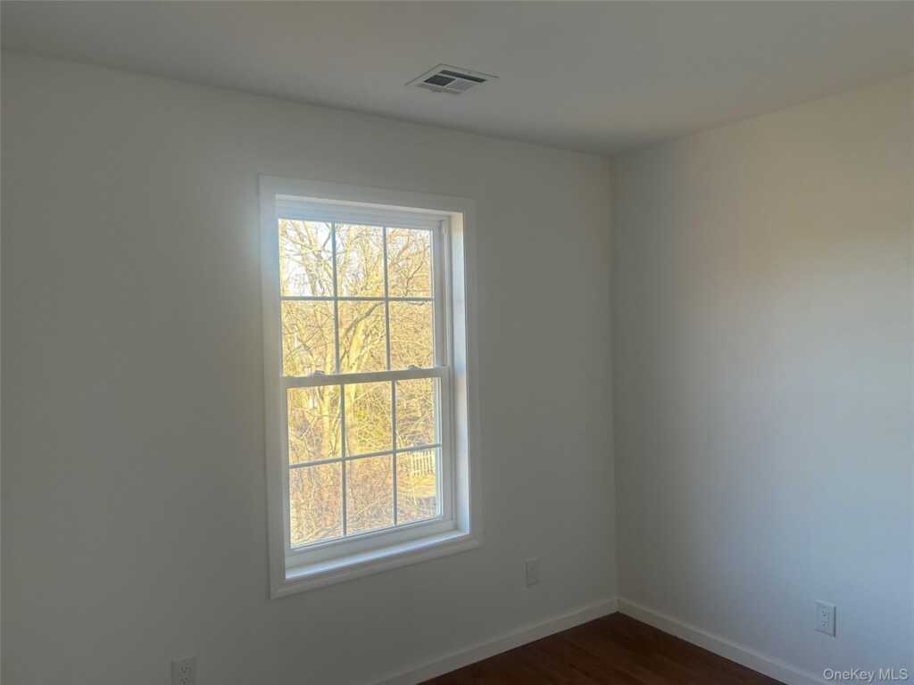 15 Waldron Avenue, Nyack, NY 10960 - Photo 19 of 36