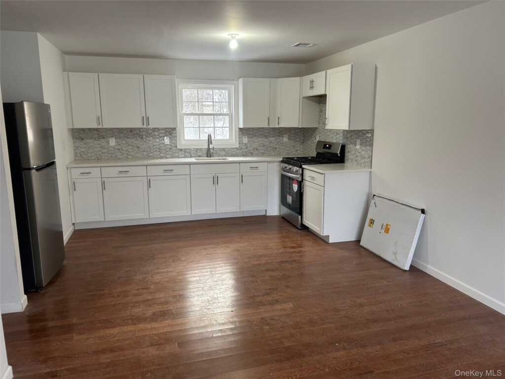 15 Waldron Avenue, Nyack, NY 10960 - Photo 34 of 36