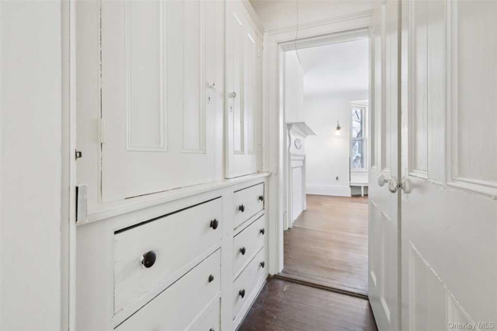 406 N Broadway, Nyack, NY 10960 - Photo 34 of 49