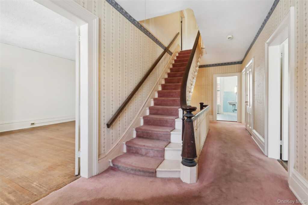 406 N Broadway, Nyack, NY 10960 - Photo 38 of 49