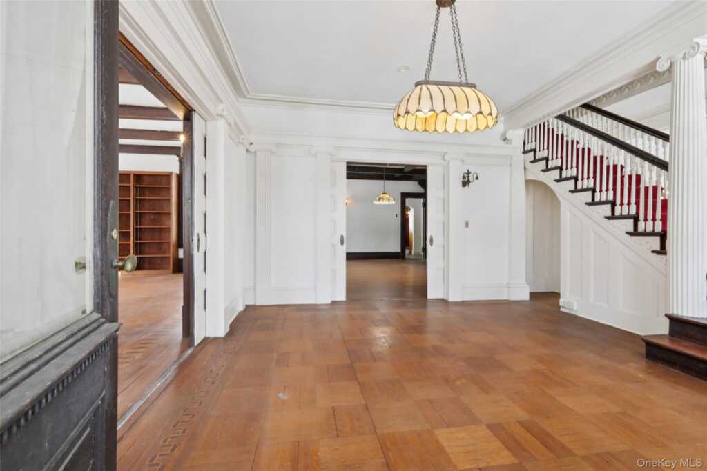 406 N Broadway, Nyack, NY 10960 - Photo 7 of 49