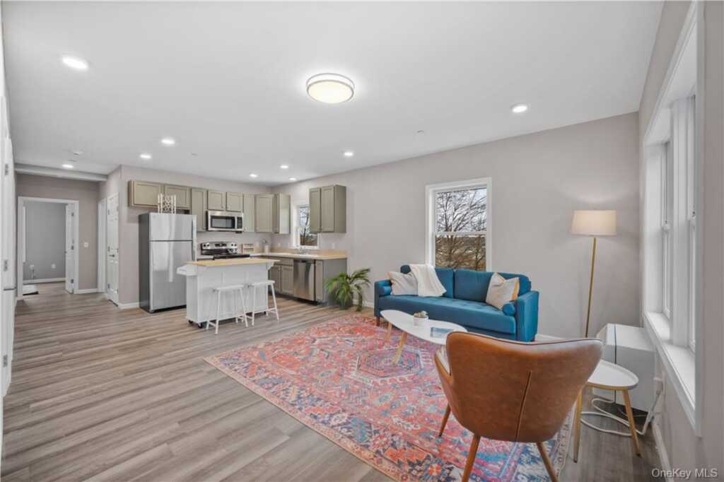 108 N Kensico Avenue, Unit #5A, White Plains, NY 10604