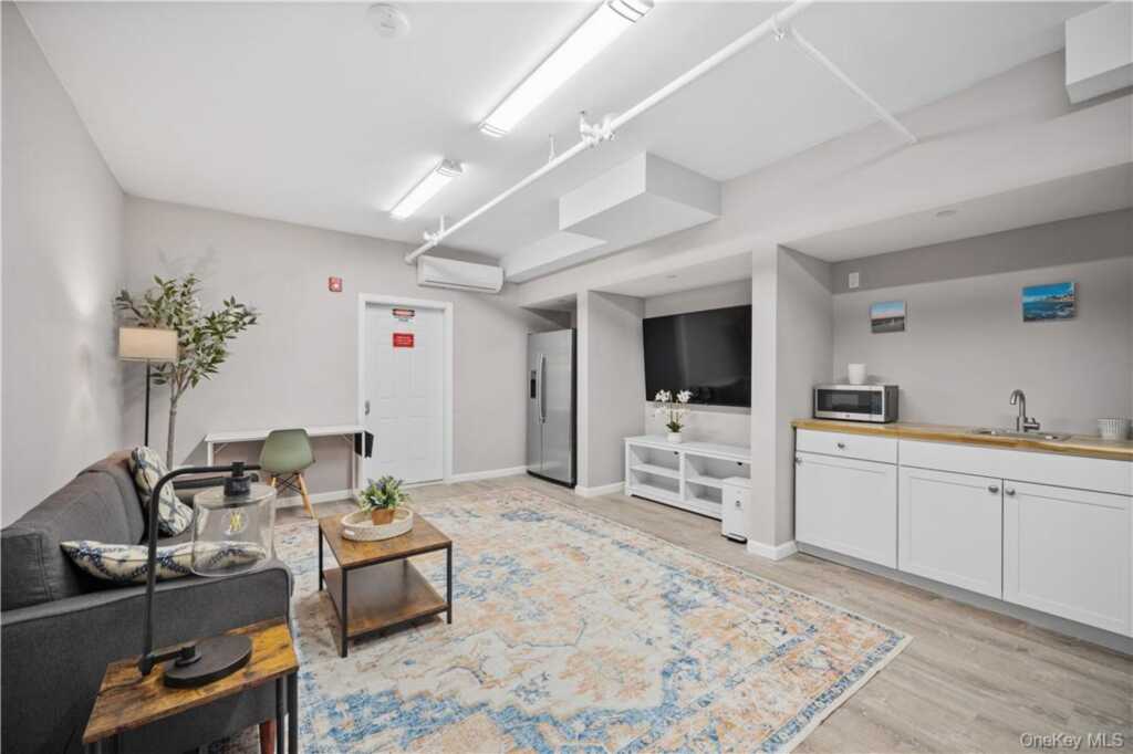 108 N Kensico Avenue, Unit #5A, White Plains, NY 10604 - Photo 23 of 26