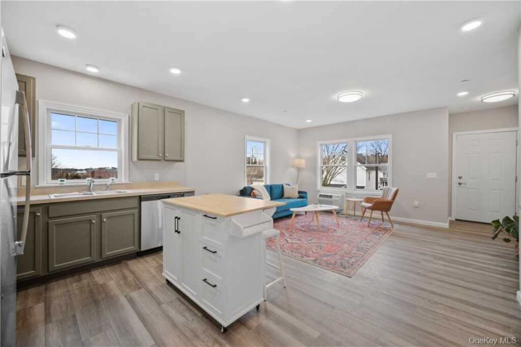 108 N Kensico Avenue, Unit #5A, White Plains, NY 10604 - Photo 6 of 26