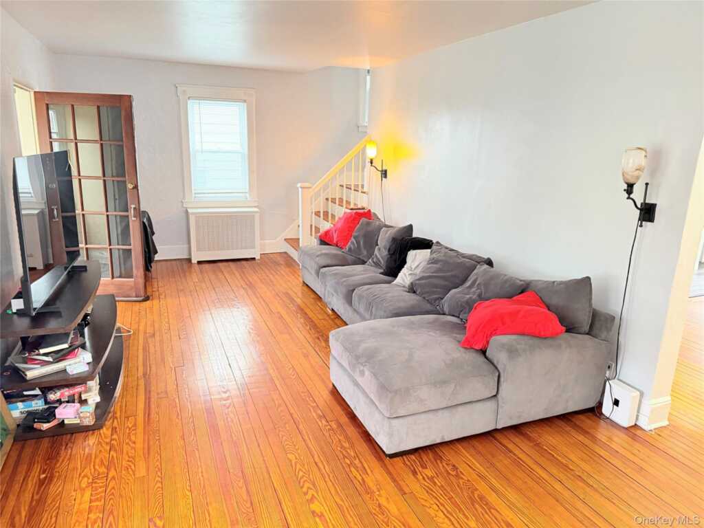 12 Irenhyl Avenue, Rye, NY 10573 - Photo 10 of 26