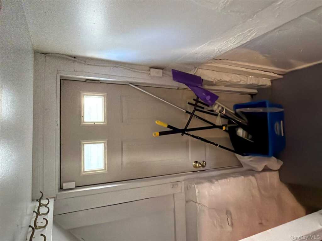 12 Irenhyl Avenue, Rye, NY 10573 - Photo 22 of 26