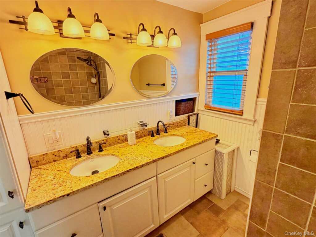 12 Irenhyl Avenue, Rye, NY 10573 - Photo 6 of 26