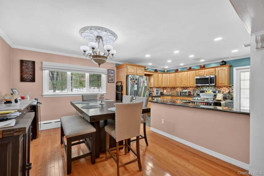 4 Kingsland Drive, New City, NY 10956 - Photo 11 of 44