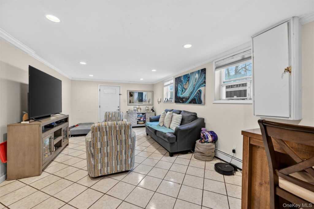 4 Kingsland Drive, New City, NY 10956 - Photo 29 of 44