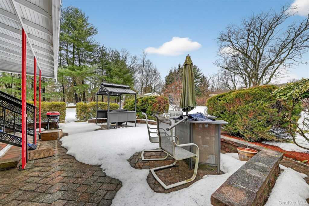 4 Kingsland Drive, New City, NY 10956 - Photo 38 of 44