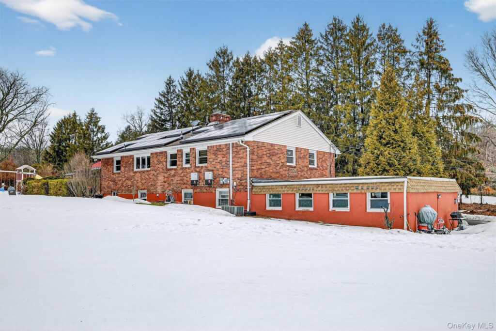 4 Kingsland Drive, New City, NY 10956 - Photo 43 of 44