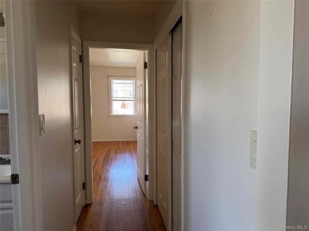 229 N Middletown Road, Unit #G, Pearl River, NY 10965 - Photo 6 of 9